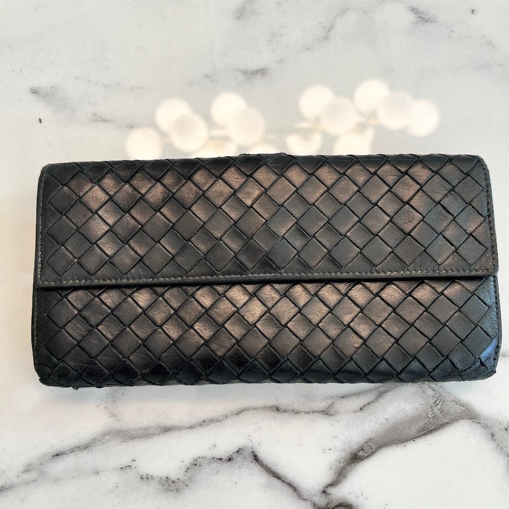 Bottega Veneta Intrecciato Leather Wallet in Classic Black